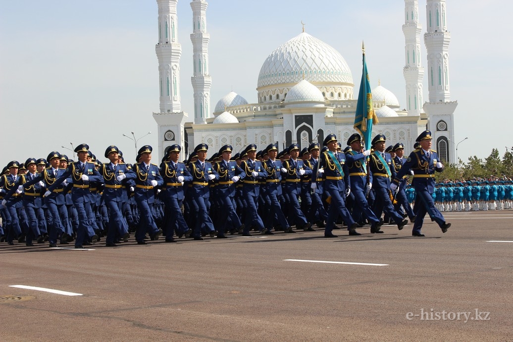 фото с парада Астана