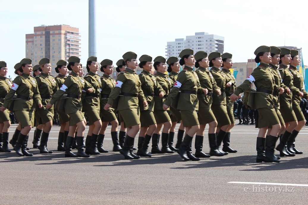 Военный парад астана 2015