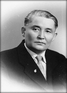 Қайсар қазақ Хамза Есенжанов