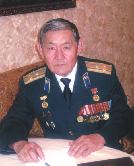 Түркістан легионы һәм қазақтар