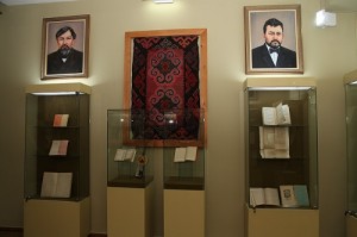 Кеңестік дәуірде тиым салынған қазақ кітаптары - e-history.kz