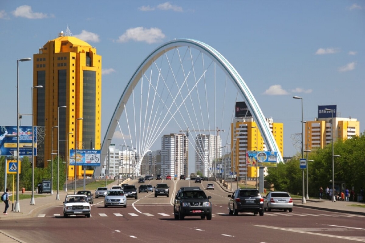 В 2007 году в Астане Нурсултан Назарбаев принял участие в церемонии открытия нового автодорожного моста М-2 через Ишим - e-history.kz