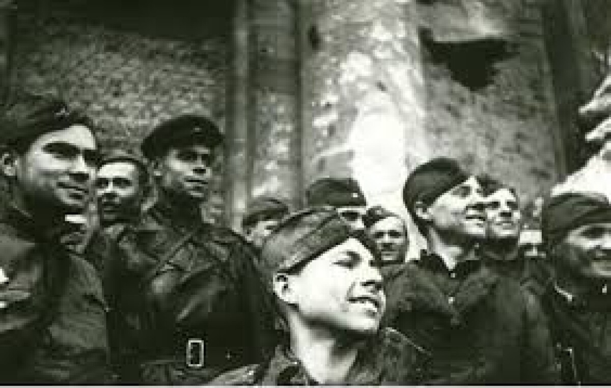 В 1942г. из Алма-Аты на фронт отбыла 100-я стрелковая бригада - e-history.kz