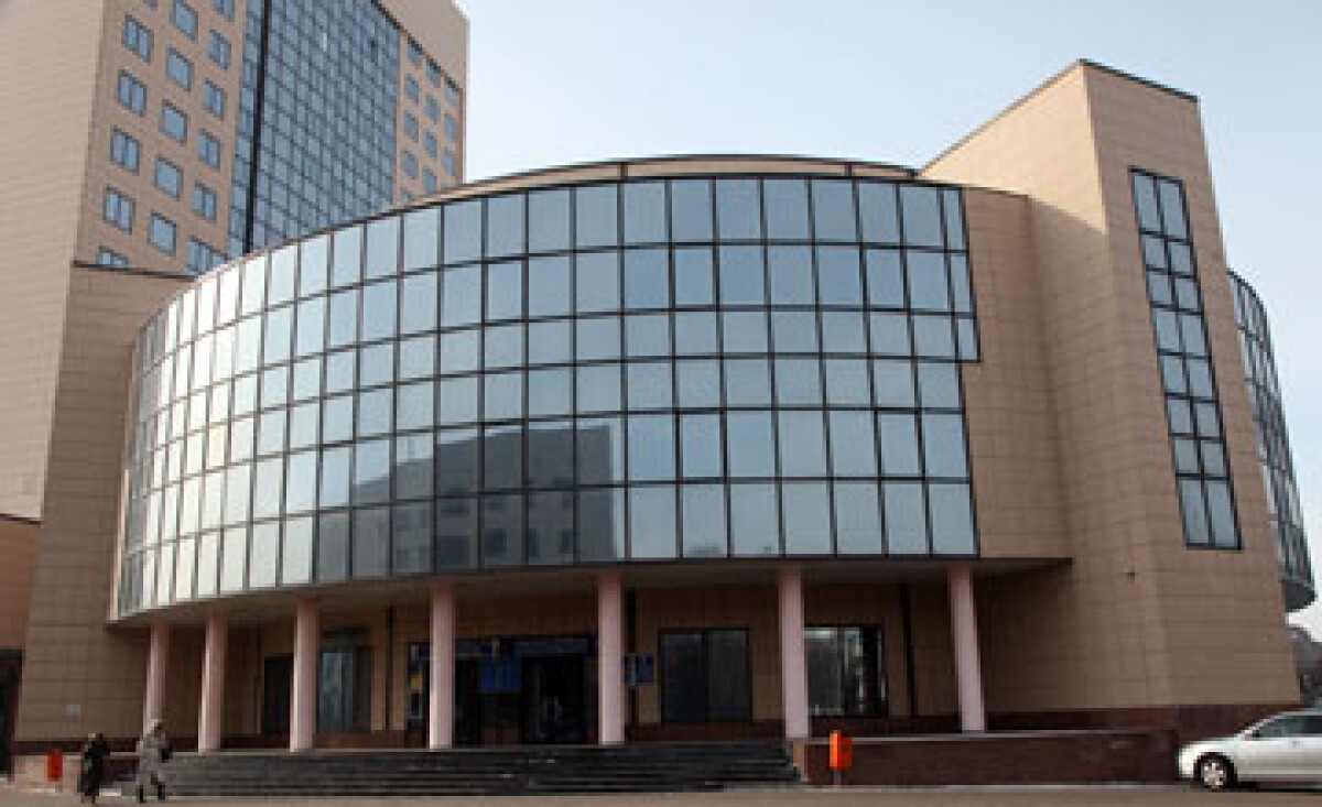 1998 жылы Қазақстан Республикасы Президентінің жанындағы Мемлекеттік қызмет академиясы құрылды - e-history.kz