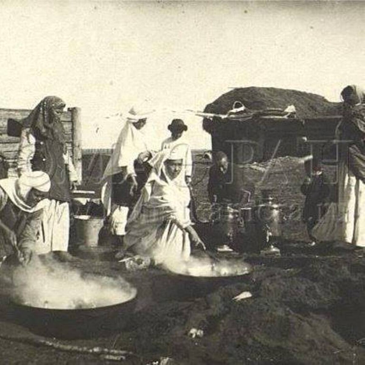 Bauyrsak – traditional meal of nomads-herdsmen in Central Asia - e-history.kz