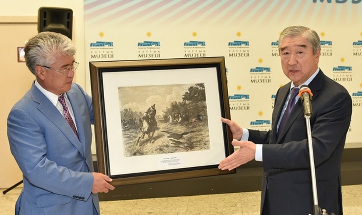 Tair Mansurov presented a painting to the National Museum - e-history.kz