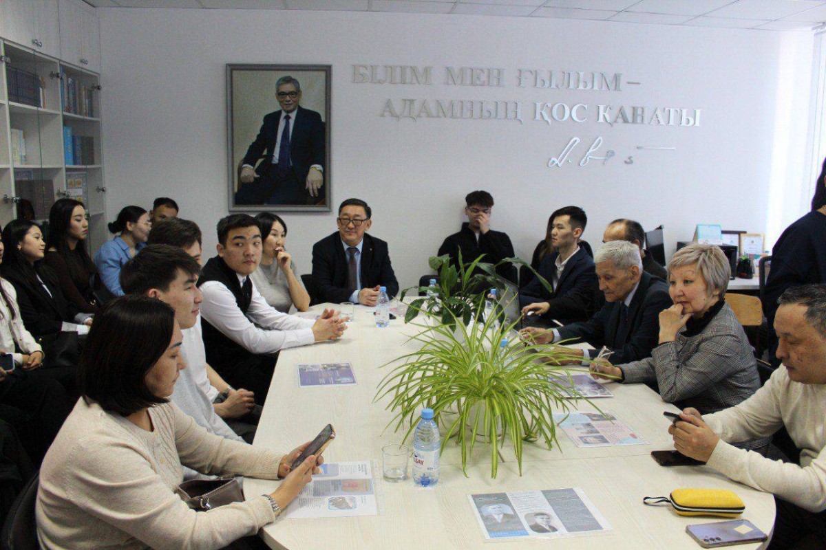 Тарих тағылымы: Ермахан Бекмахановтың 110 жылдығына арналған ғылыми семинар - e-history.kz