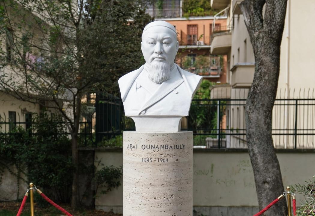 В Италии открыли бюст Абаю Кунанбайулы - e-history.kz