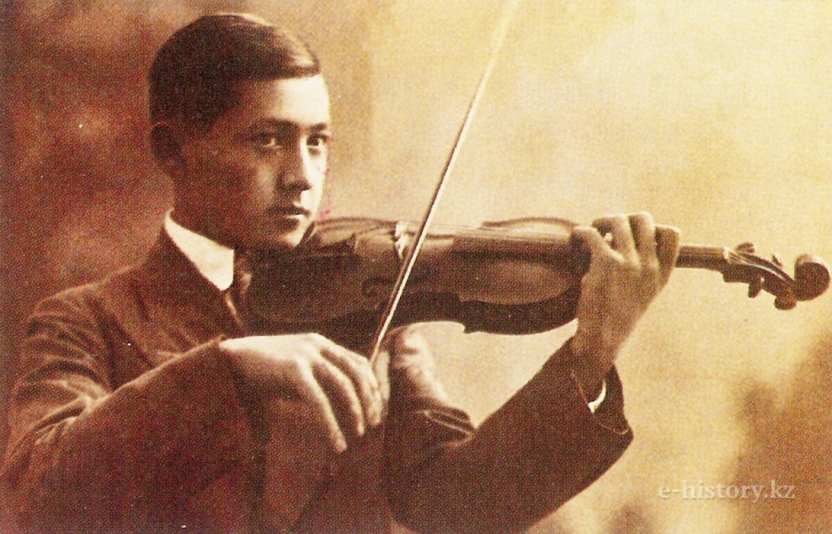 Kulpash Iliyasova: hard destiny of the first Kazakh violinist - e-history.kz