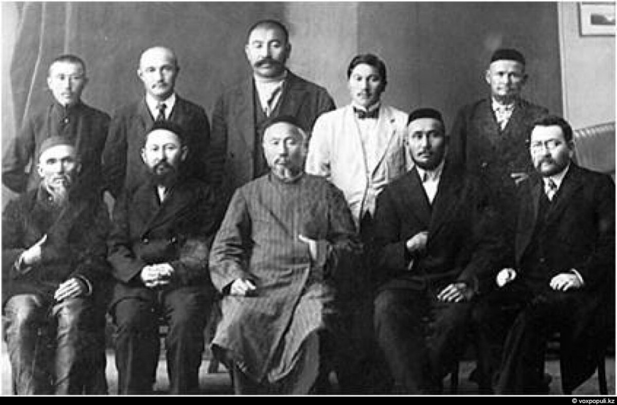 Kazakh Intelligentsia and Education System  - e-history.kz