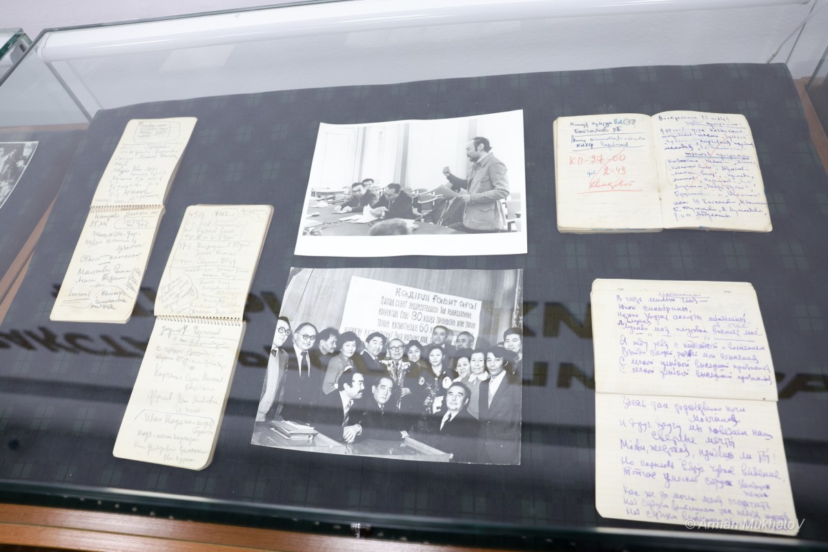 «Шерхан Мұртаза мұрасы: «Егемен Қазақстаннан»-Ұлттық Архивке» атты жазушының  құнды мұраларын архивке табыс ету рәсімі өтті - e-history.kz