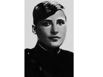 Танкист фрау Маресьев 