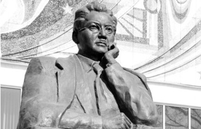 Қазақтың дипломаты - Тұрар рысқұлов