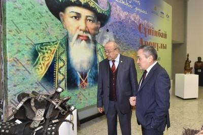 Сейіт Қасқабасов: Сүйінбайдың бойында әрі ақындық, әрі жыраулық, әрі жыршылық қасиеттер топтасқан