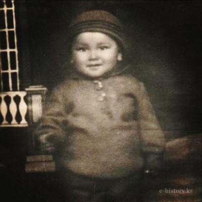 Sad destiny of Saken Seyfullin’s son – Ayan 