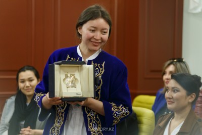 С. Дворцевой: «Сценарийді Самалға арнап жаздым»