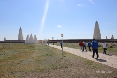 Ұлылар еліндегі ұлылық