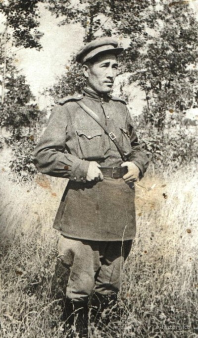 История одной фотографии. Жолдас Аймуратов