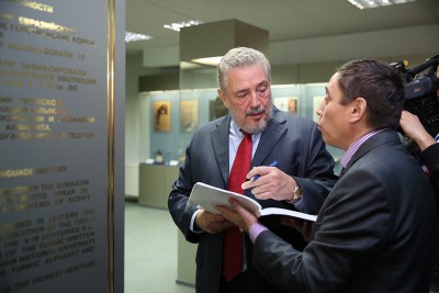  In ENU – the son of a legendary comandante in Cuba 