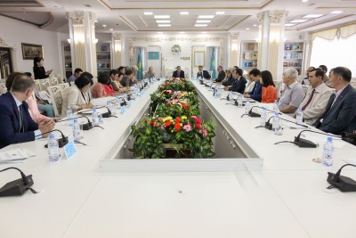 В сиянии столицы 