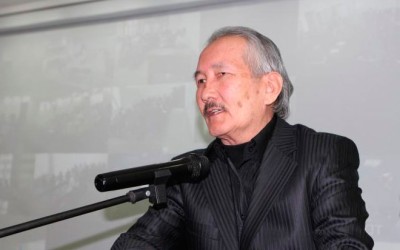 Умолкла безлюдная пустыня