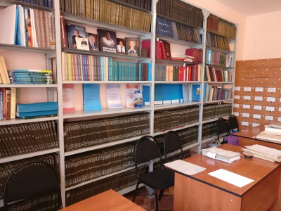 Какой историк без архива?