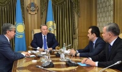 Президент мерзімінен бұрын өткізілетін сайлауға байланысты кеңес өткізді