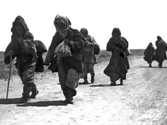 ГОЛОД И МАССОВЫЕ ОТКОЧЕВКИ КАЗАХОВ