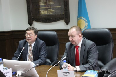 «Еуразиялық қауіпсіздікті қамтамасыз етудің өзекті мәселелері» тақырыбында дөңгелек үстел өтті