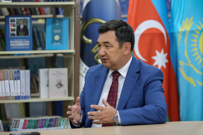 Дархан ҚЫДЫРӘЛІ:  «ТАРИХТЫ ЖАЗУ ТАРИХТЫ ЖАСАУМЕН БІРДЕЙ»