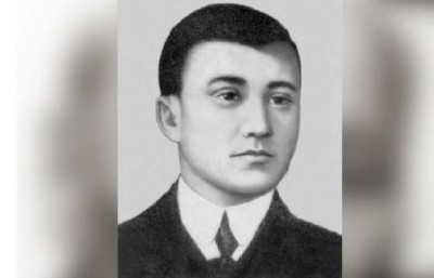 Султанмахмут выходит из забвения