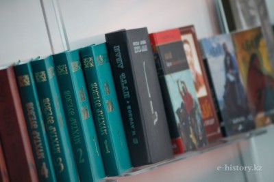 Абай и социальные сети