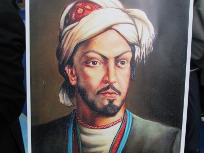 Насими, который вмещал оба мира