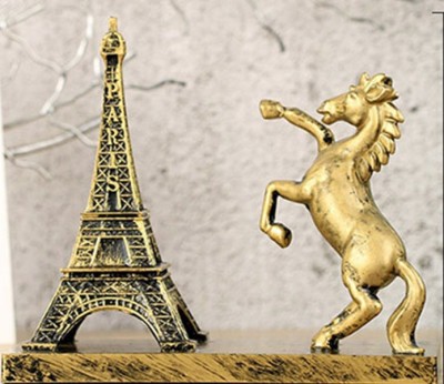 Астындағы атын Эйфель мұнарасына айырбастар ма еді!