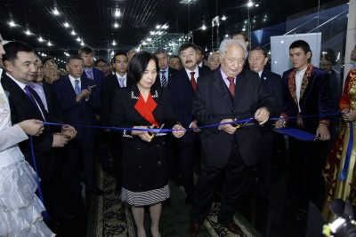 Mandoki’s personal library was transferred to the International Turkic Academy