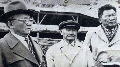 Ел ағасы Құрметбек Байтазаұлы туралы толғам