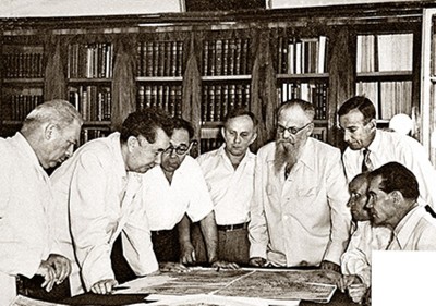 Институту геологических наук 75 лет!