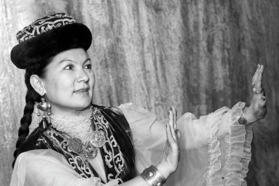 Өнермен өрілген өмір