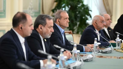 Иран Қазақстан тарихына қатысты құнды ескі қолжазбаның көшірмесін табыстады