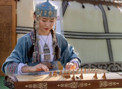 Қазақтың дәстүрлі мұрасын сақтау және жаңғырту. 1-бөлім