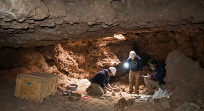 Арабияны 100 мың жыл бұрын кімдер мекендеген?