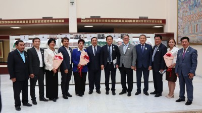 Тілдер мерекесінің мерейі асқақ