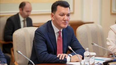 Ерлан Қарин Президент баса мән берген 5 идеологиялық басымдыққа тоқталып өтті