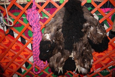 Баркөлдегі қазақ музейі немесе құмай құстың күртесі