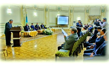 Алматыда «Бабалар сөзі» қазақ фольклорының 100 томдық топтамасының тұсауы кесілді