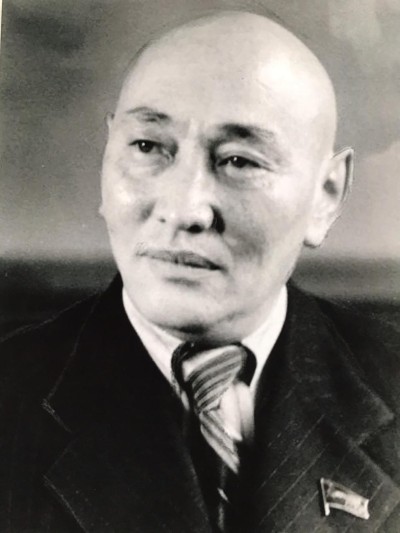 Шығыстың қыраны - Жұмабай Шаяхметов