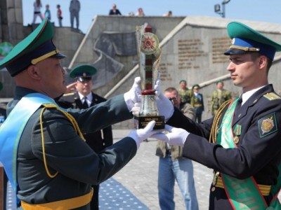 Kazakhstan takes over Victory relay race