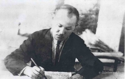 Мың тамұқты көрген адам