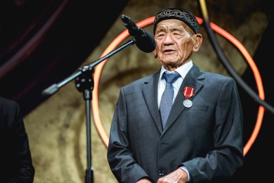 Ажал аузында