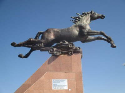 Құлагерді құлатқан кім?